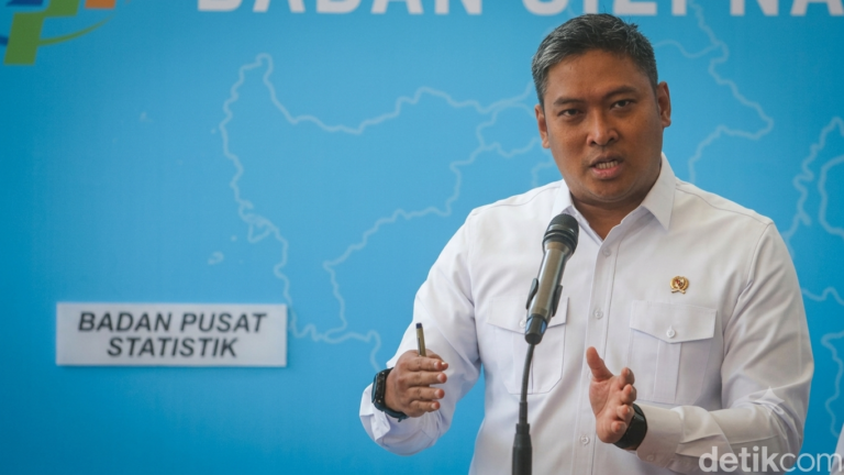 Judi Online Hingga Indikasi Korupsi, BGN Pecat Ratusan Pegawai yang Terbukti Pelanggaran Berat
