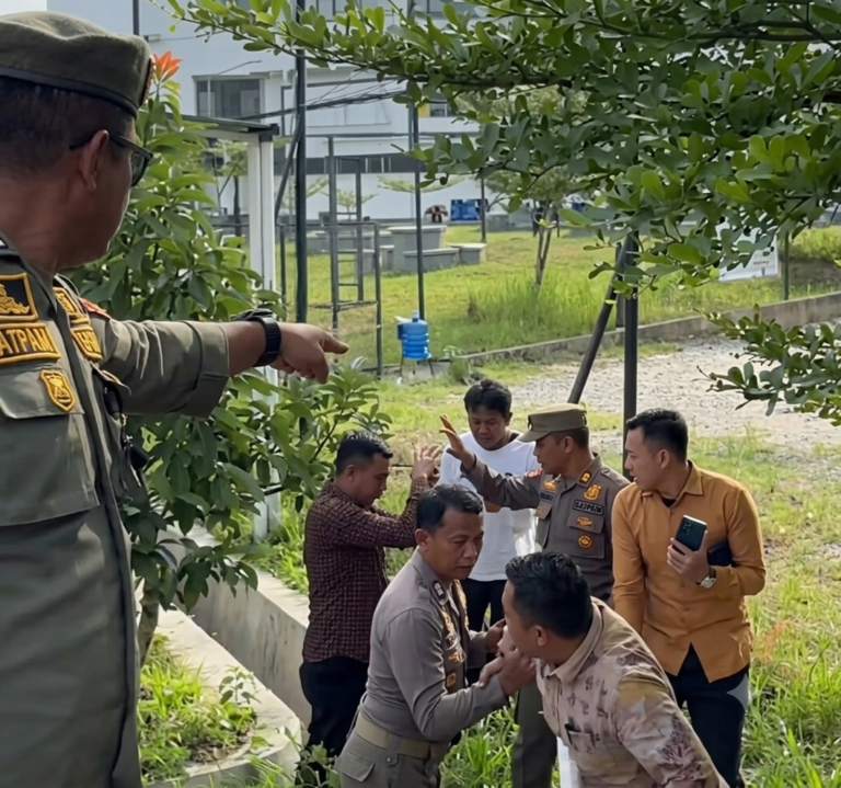 Ricuh Pengamanan Aset Pemkot Bukittinggi, Dosen hingga Security UFDK Alami Luka-luka
