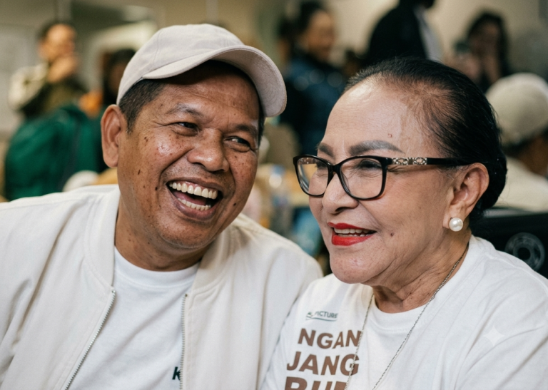 Mpok Atiek Naksir Dedi Mulyadi, Tapi Ngaku Harus Sadar Umur