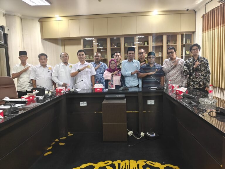 DPRD Karawang Matangkan Raperda RPIK, Libatkan KADIN hingga Akademisi UNSIKA
