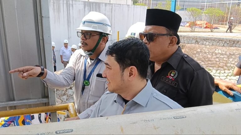 Komisi III Sidak PT. SAI, Warga ‘Keukeuh’ Minta Pintu Air Penyebab Banjir Dibongkar