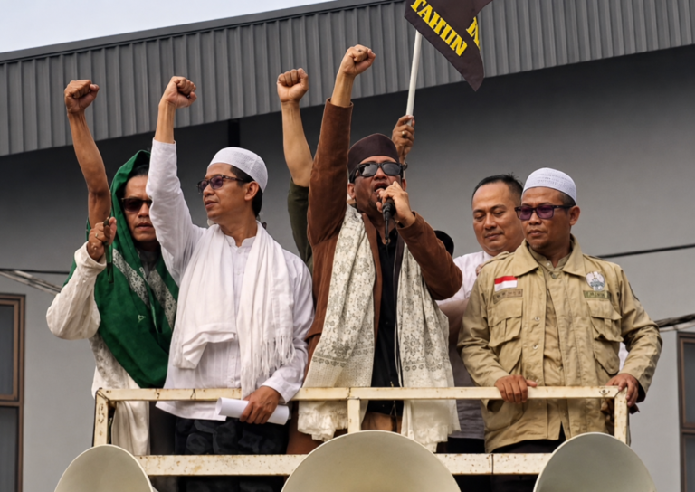 Jika Tidak Ditutup, Habib Bahar Ancam Bakar Pabrik Miras di Bogor