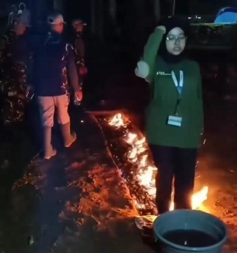 Ramai Video Calon Pegawai BPJS Ketenagakerjaan Berjalan di Atas Bara Api, Ini Penjelasannya!