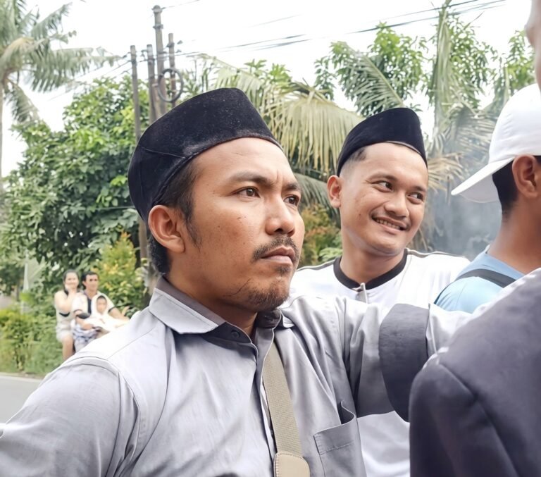 Awalnya Garang Sambil Bawa Parang, Ujung-ujungnya Minta Maaf