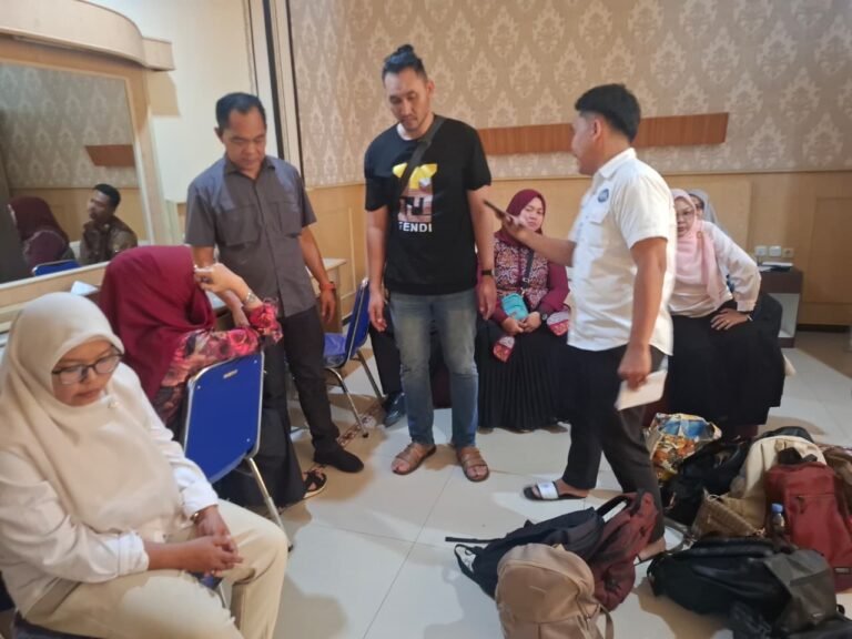 Diduga Peras 21 Kepala Sekolah, Dua Staf Dinas Pendidikan Banyuasin Kena OTT di Hotel