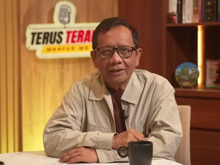 Tanggapi Pernyataan Prabowo, Mahfud MD : “Banyak juga Presiden yang Goblok”